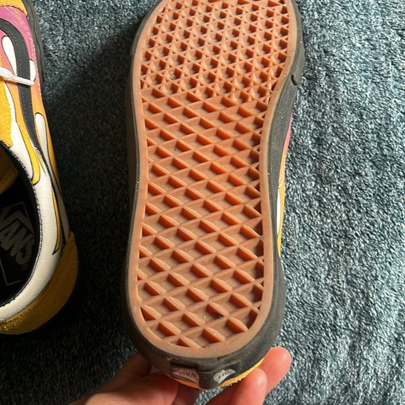 Vans - Picture 3 of 3